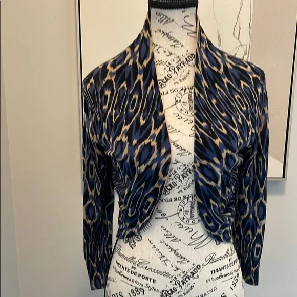 Jessica Patterned Crop Top- Size XS - Picture 1 of 10